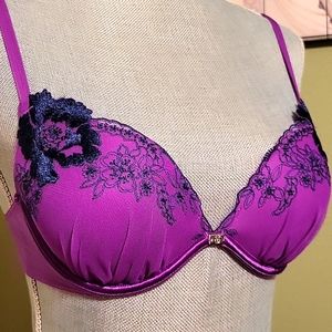 Victoria's Secret embroidered push up bra